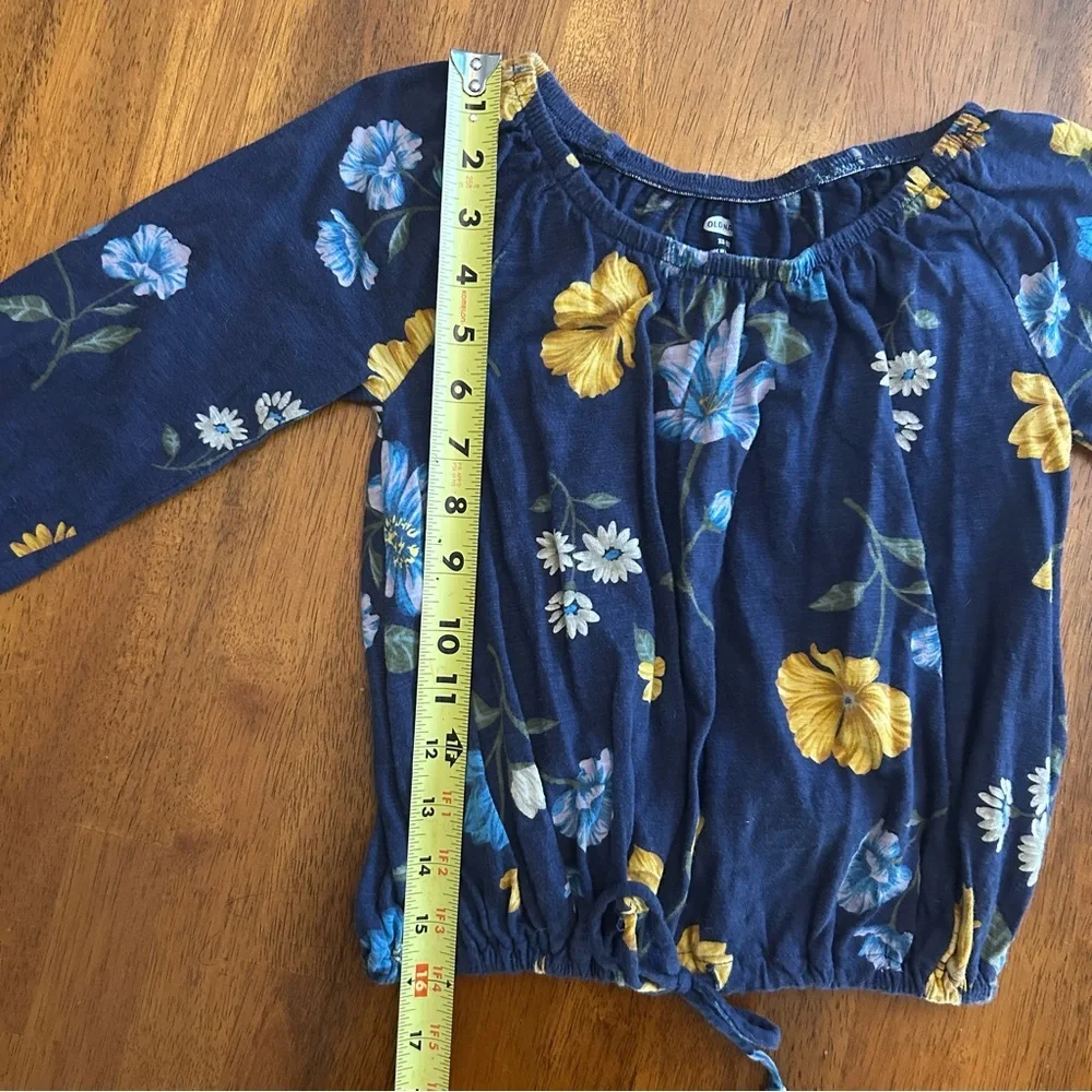 Old Navy Girls XS (5) Navy Floral Long Sleeve Peasant Top w/ Drawstring Hem